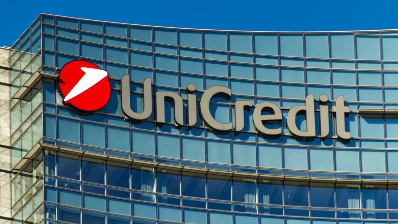 Unicredit: Ανεβάζει στο 8% τον ρυθμό της οικονομικής ανάπτυξης στην Ελλάδα για φέτος