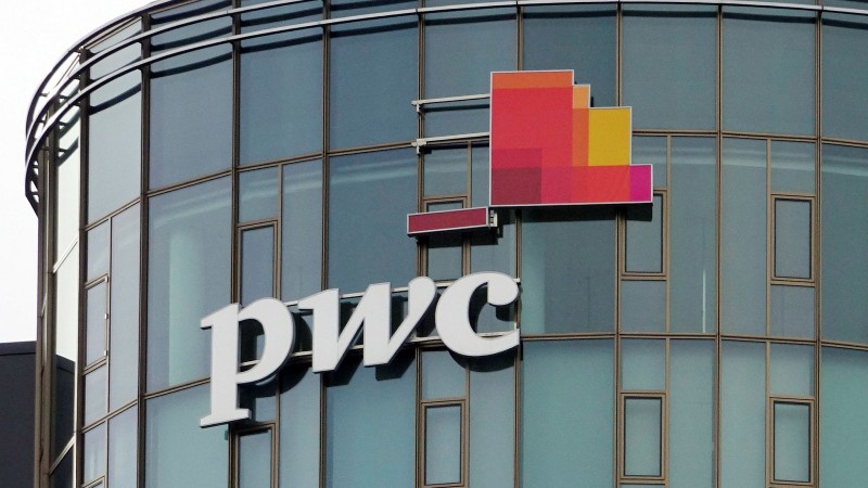 Στα 45 δισ. δολ. τα παγκόσμια έσοδα της PwC