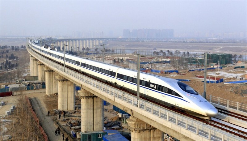 Κίνα: Ετήσια αύξηση 3,2% κατέγραψαν οι επενδύσεις παγίων στον τομέα των μεταφορών