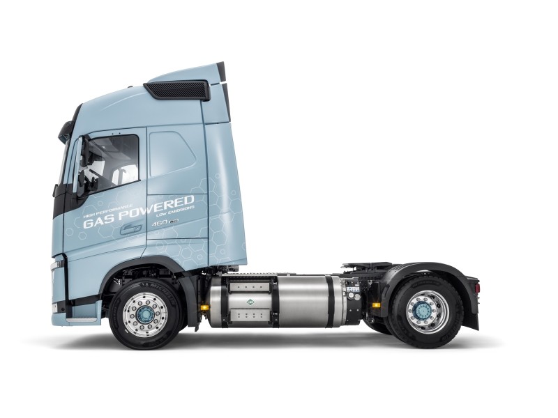 Τιτάν: Χρησιμοποιεί το πρώτο φορτηγό όχημα μεγάλων αποστάσεων με «καθαρό καύσιμο» LNG