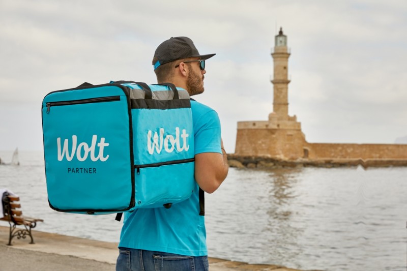 Wolt: Επεκτείνεται και στα Χανιά η online delivery εταιρεία