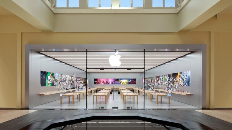 Η Apple έκλεισε όλα τα καταστήματά της στη Νέα Υόρκη