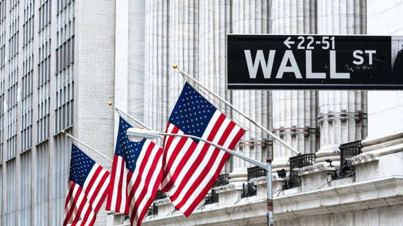 Οριακή πτώση στη Wall Street