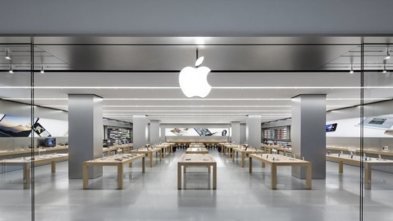 Apple: Πάνω από 3 τρισ.δολάρια η χρηματιστηριακή αξία