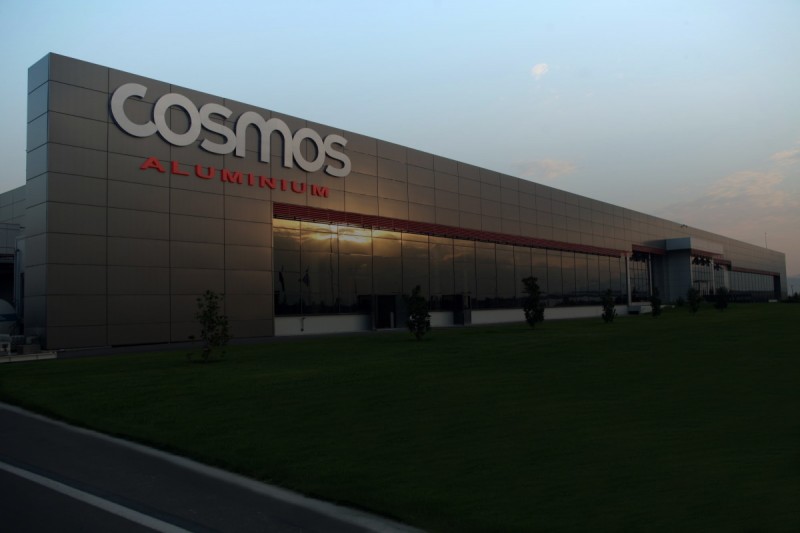 Cosmos Aluminium: Εξαγόρασε το 51% της MC Chargers, με τη συμβολή της EY Ελλάδος