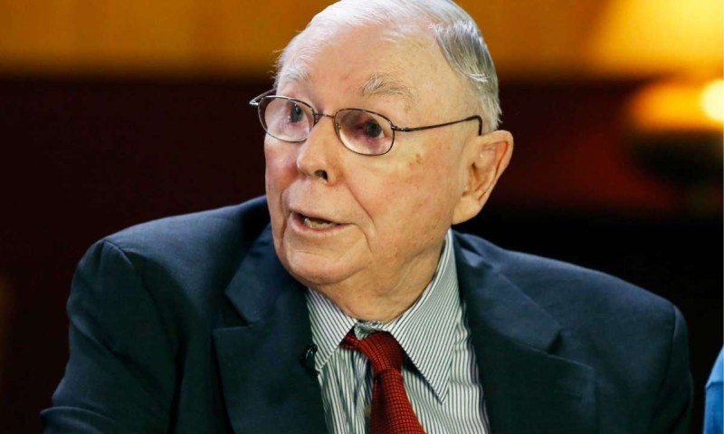 Charlie Munger: Ο πληθωρισμός θα σκοτώσει τη δημοκρατία