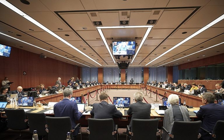 Eurogroup: «Απόφαση ανάσα» για τη δημοσιονομική προσαρμογή της Ελλάδας