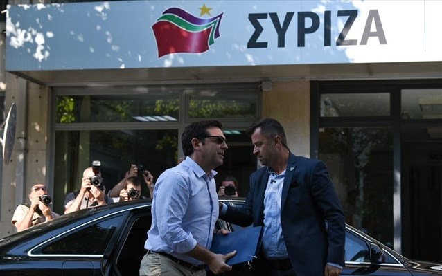 Αντεπίθεση Τσίπρα με «τραπεζικά» σκάνδαλα!