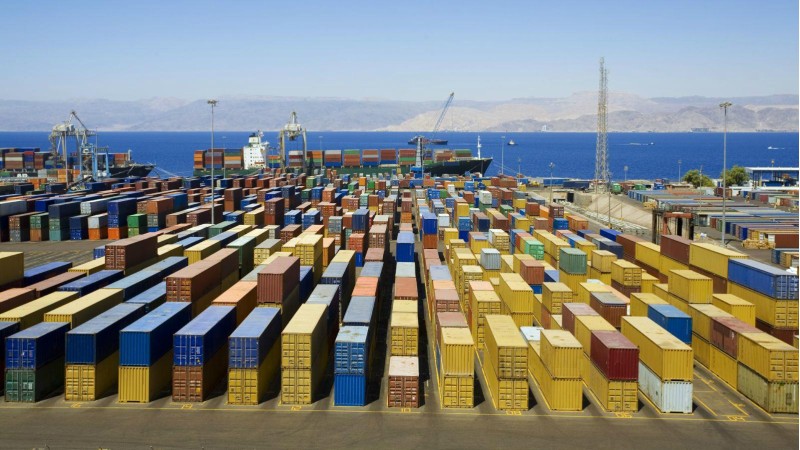 ΔΝΤ: Λόγω έλλειψης εργατικού δυναμικού η συμφόρηση στα λιμάνια