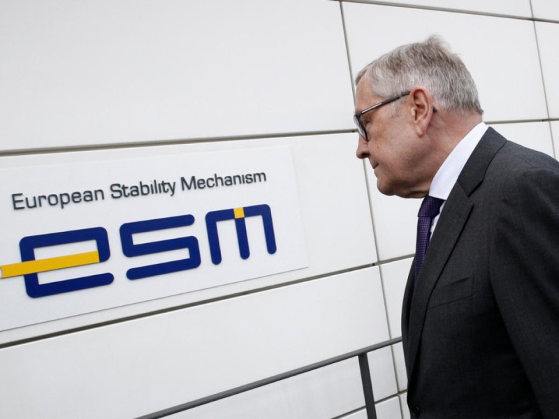 ESM: Προτείνει Ταμείο Σταθερότητας 250 δισ. ευρώ και χαμηλότοκα δάνεια 