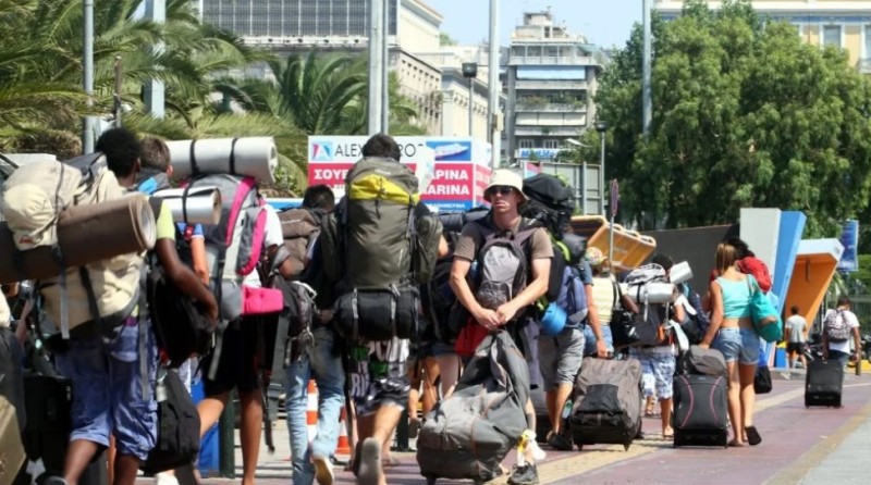 Τουρισμός: Τα απόνερα από την απώλεια μισού εκατ. Ρώσων τουριστών και ζημιά που μας κάνει η Τουρκία