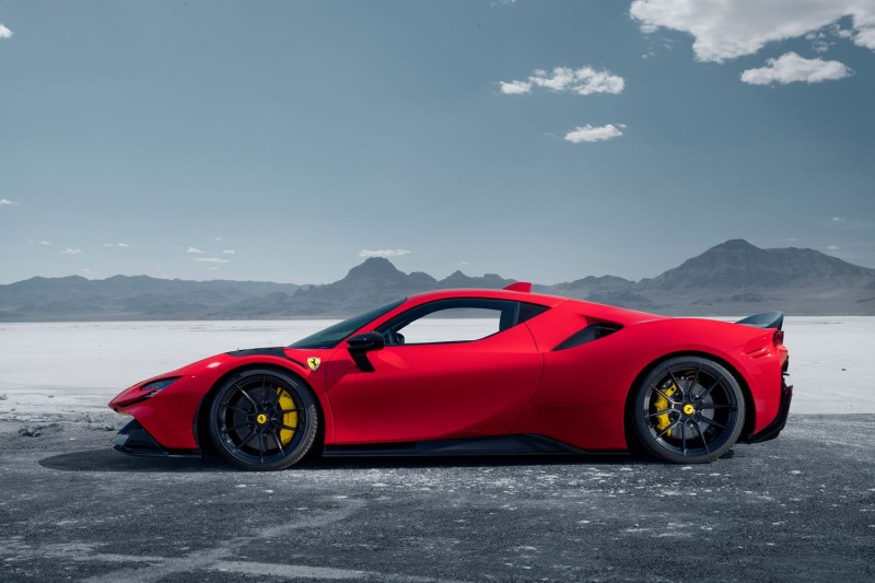 Ferrari SF90 Stradale: Με 1.109 καθαρόαιμα άλογα