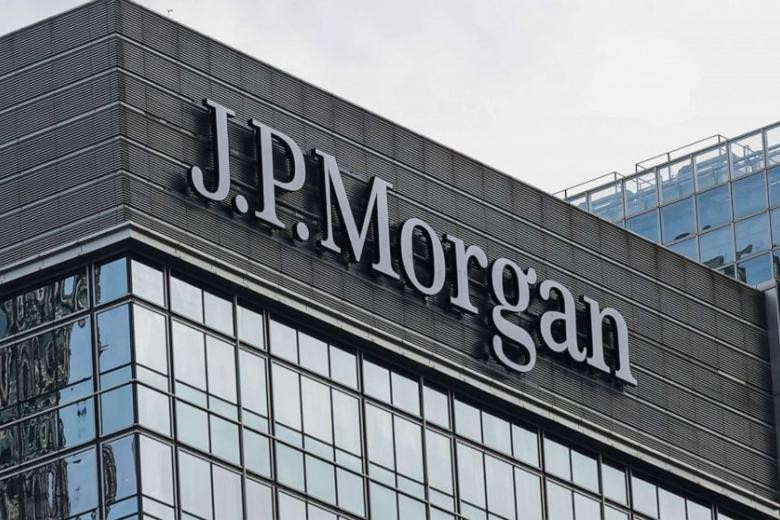 Γιατί η JP MORGAN βλέπει ισχυρή ανάκαμψη στις ελληνικές τράπεζες με ισχυρό μομέντουμ εσόδων