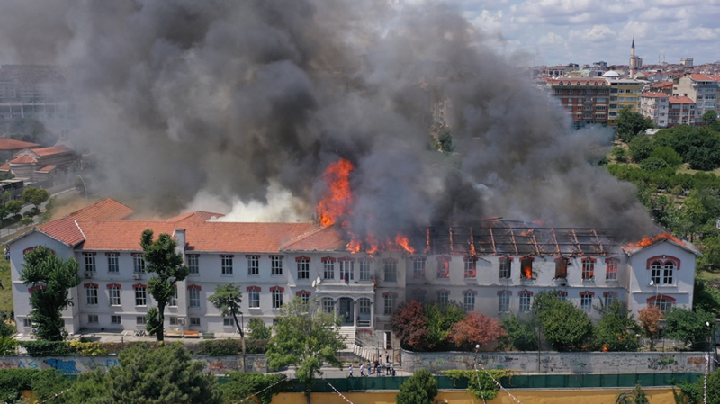 Eλληνικό νοσοκομείο της Κωνσταντινούπολης: Καταστράφηκε ολοσχερώς από την πυρκαγιά - Πλήγμα για την ομογένεια