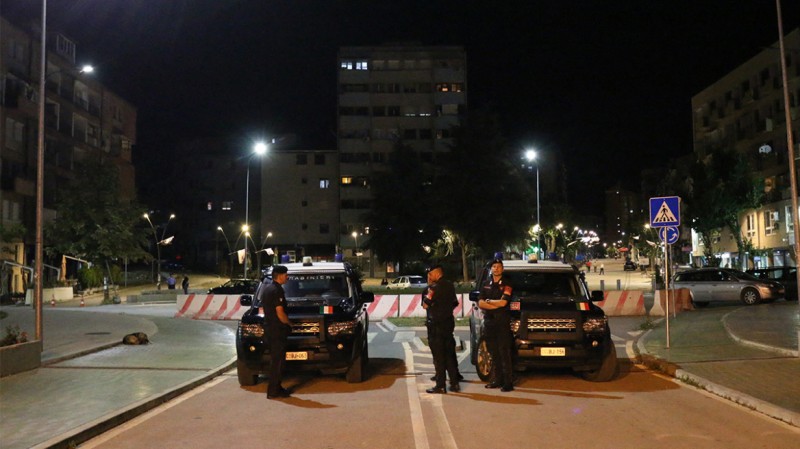 Κρίση στο Κόσοβο: «Iσορροπία τρόμου» μεταξύ Σέρβων και Αλβανόφωνων - Αναβάλλεται η σύγκρουση