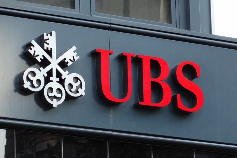 UBS: ΟΙ μετοχές που προτιμά η ελβετική τράπεζα και οι συμβουλές προς τους επενδυτές