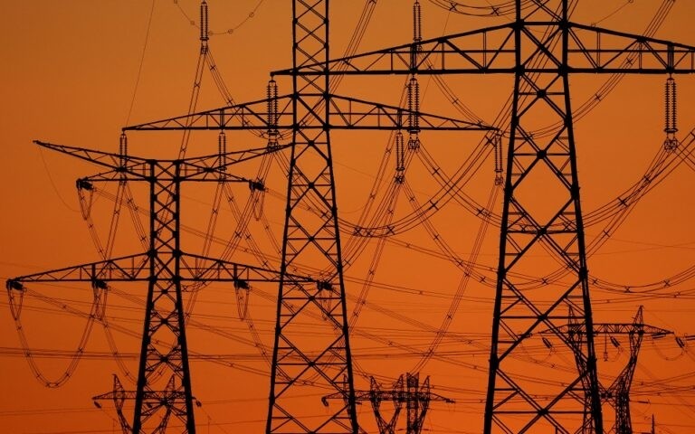 ΕΕ: Πολιτική συμφωνία τριών σημείων για τις υψηλές τιμές ενέργειας