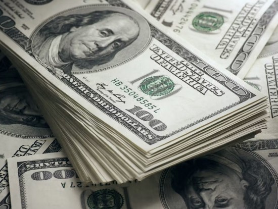 Δολάριο: Η ανατίμηση του και η αντίδραση των νομισματικών αρχών