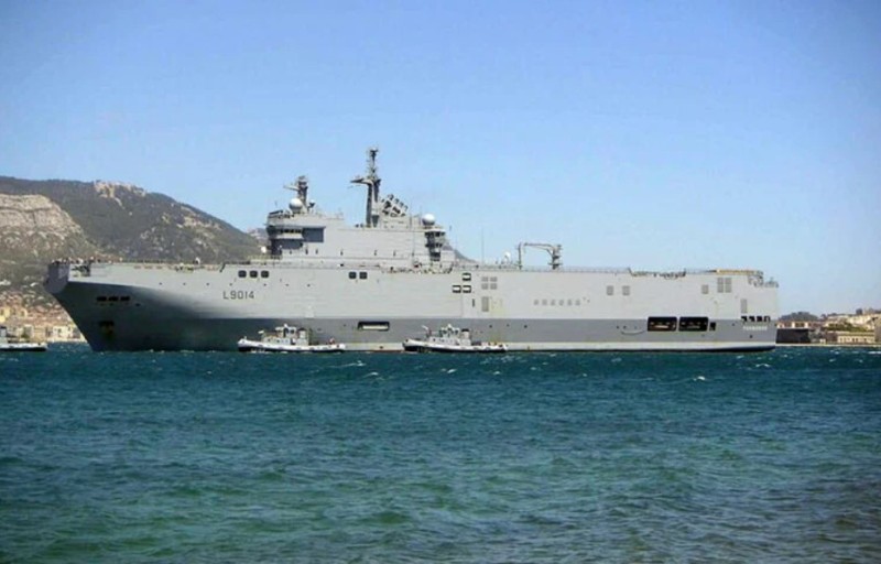 Tonnerre: Το εντυπωσιακό πλοίο αμφίβιων επιχειρήσεων του Γαλλικού Πολεμικού Ναυτικού