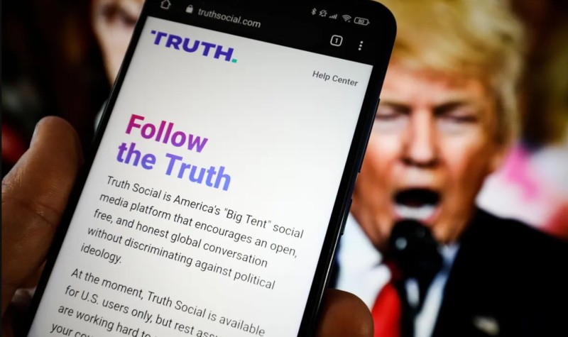 Truth Social: Διαθέσιμη η εφαρμογή του Τραμπ στο Play Store της Google