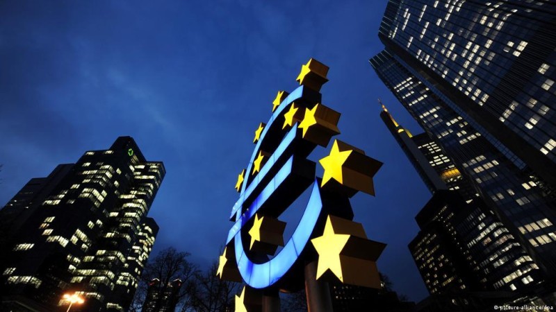 Τράπεζες: Αποπληρώνουν 15,4 δισ. ευρώ από τα φθηνά δάνεια της ΕΚΤ