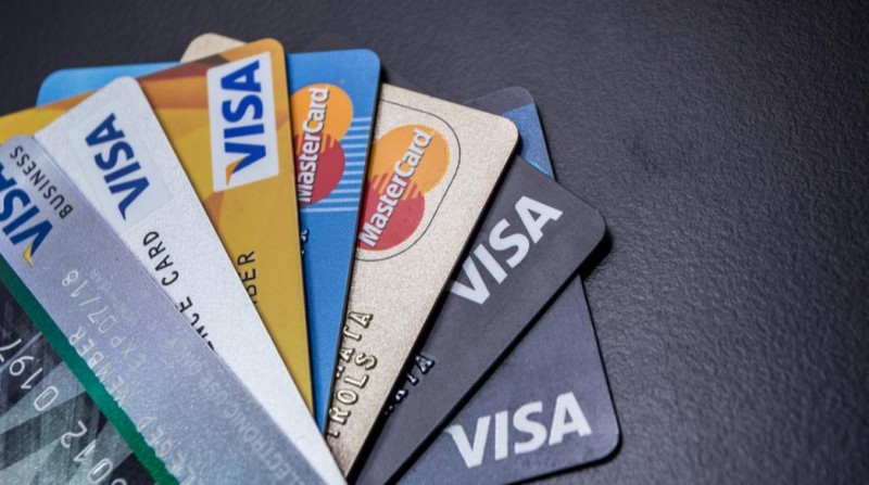Τα …μυστήρια μιας ελληνικής τραπεζικής κάρτας visa στο εξωτερικό