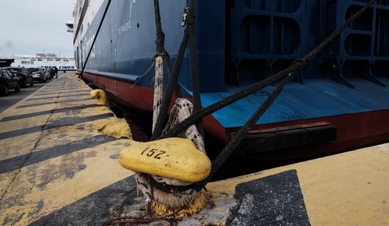 Πλοία: «Παραλύουν» τα λιμάνια της χώρας στις 8 και 9 Φεβρουαρίου – 48ωρη πανελλαδική απεργία