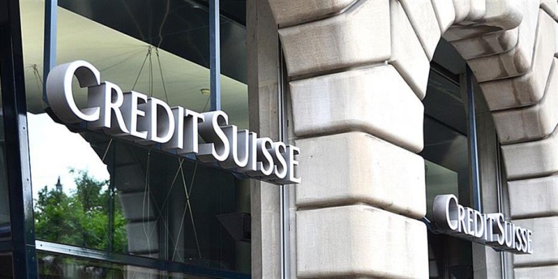 Credit Suisse: Προχωρά σε απολύσεις το 2023