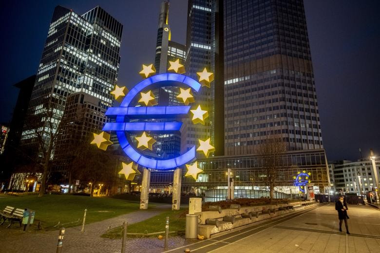 «Φρένο» από αξιωματούχους της ΕΚΤ στις προσδοκίες για μειώσεις επιτοκίων