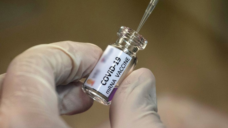 Κορωνοϊός – ΠΟΥ: Τέλος στις επιπλέον δόσεις εμβολίων για τους υγιείς ενήλικες – Ποιες οι εξαιρέσεις