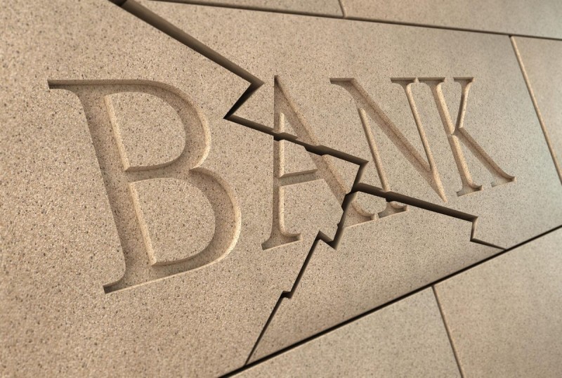 Από την τραπεζική κρίση στην ύφεση: Συστημικός κίνδυνος οι ευρωπαϊκές τράπεζες