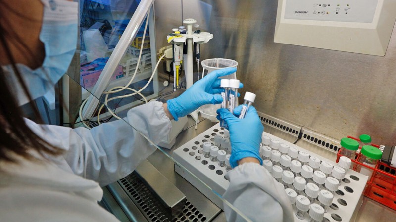 Ομάδα ερευνητών παρουσίασε δύο νέες χημικές ουσίες που προστατεύουν από τον SARS-CoV-2