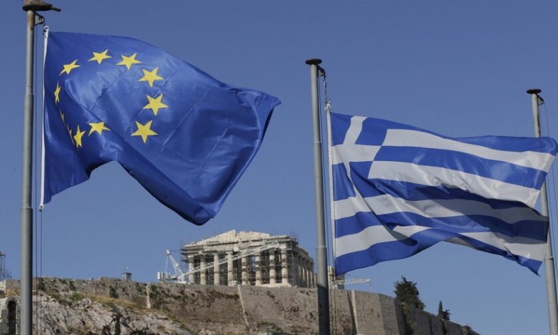 Financial Times: Η Ελλάδα έκανε τη μεγάλη ανατροπή: Από τα σκουπίδια στην επενδυτική βαθμίδα