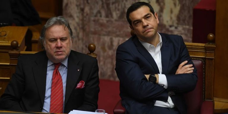 To «αυτογκόλ» του ΣΥΡΙΖΑ και το παρασκήνιο της απόσυρσης Κατρούγκαλου