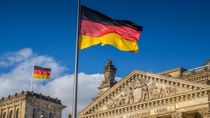 Γερμανία: Περίπου οι μισοί κάτοικοι ελπίζουν ότι ο κυβερνητικός συνασπισμός θα καταφέρει να εξαντλήσει την τετραετία