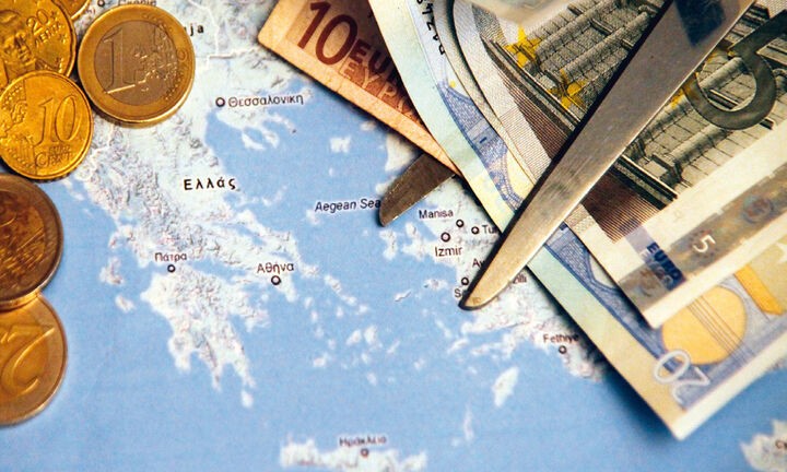 Moody’s: Η Ελλάδα θα σημειώσει μία από τις μεγαλύτερες μειώσεις χρέους παγκοσμίως