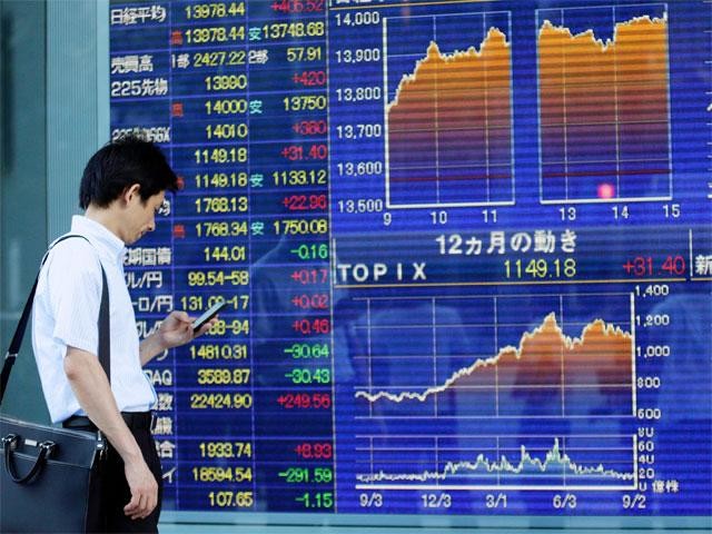 Ασία: Πάνω από τις 33.000 μονάδες ο Nikkei στο Τόκιο με το βλέμμα σε πληθωρισμόv και Fed