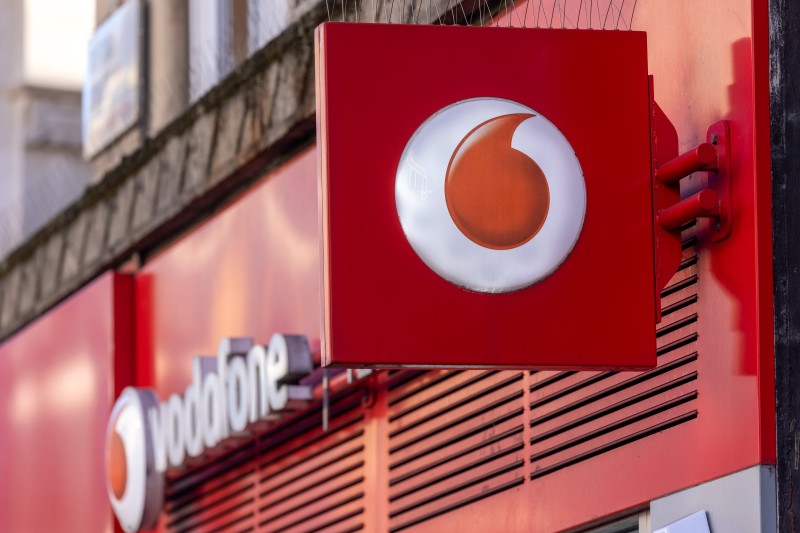 Πώς το deal της Vodafone στο Ηνωμένο Βασίλειο αλλάζει την αγορά παρόχων κινητής τηλεφωνίας