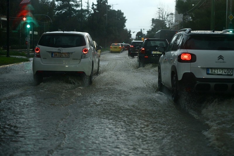 Μεταβολή Καιρού: Βροχές, Καταιγίδες & 36°C το Σαββατοκύριακο