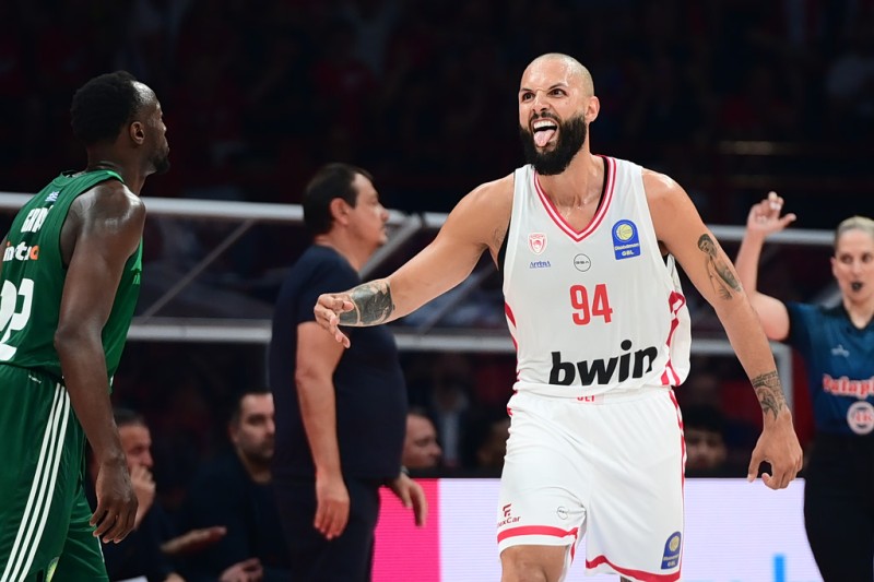 Ολυμπιακός: Νίκη επί Παναθηναϊκού (82-76) στον πρώτο τελικό GBL